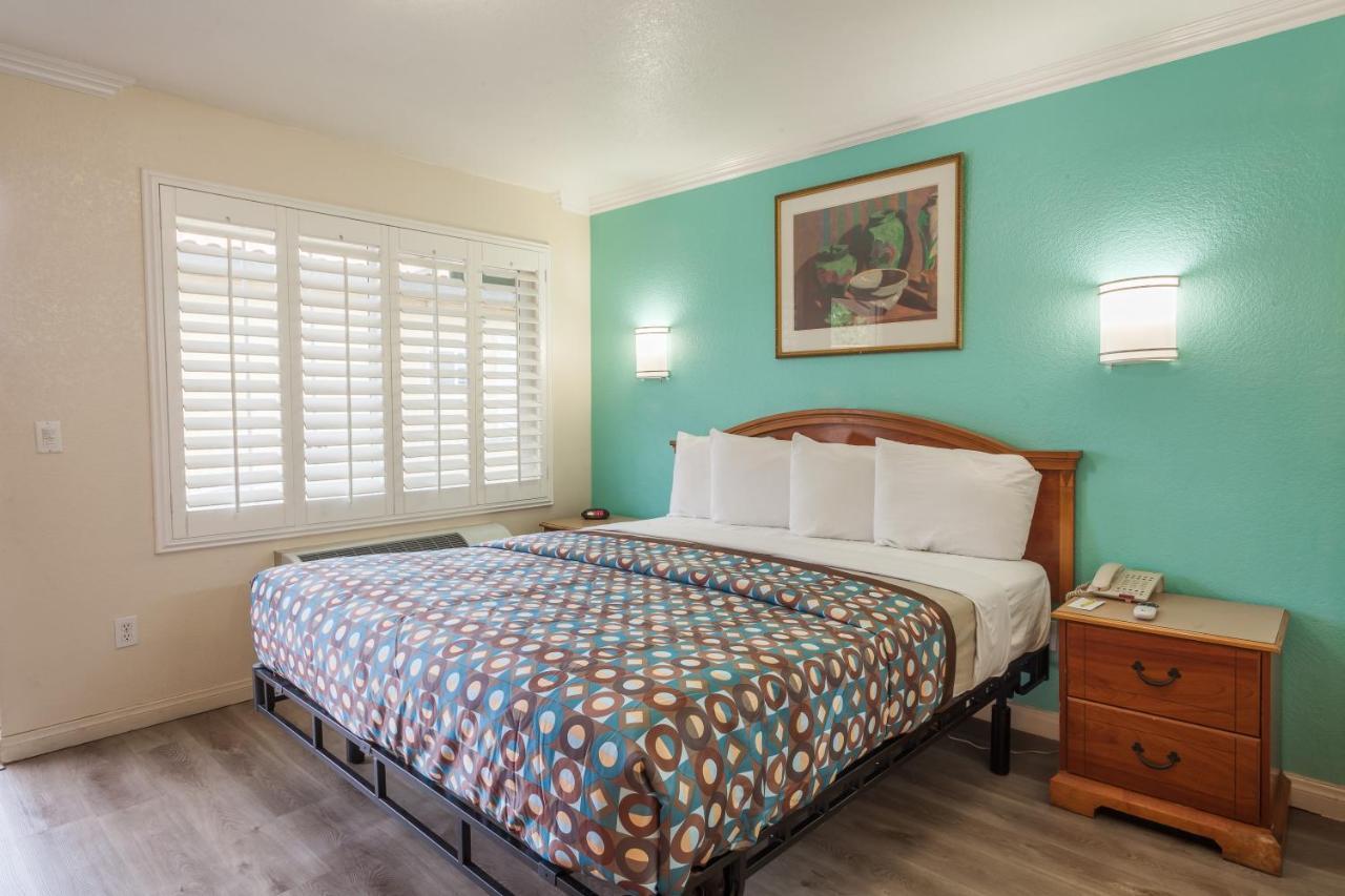 Vagabond Inn Hemet Luaran gambar