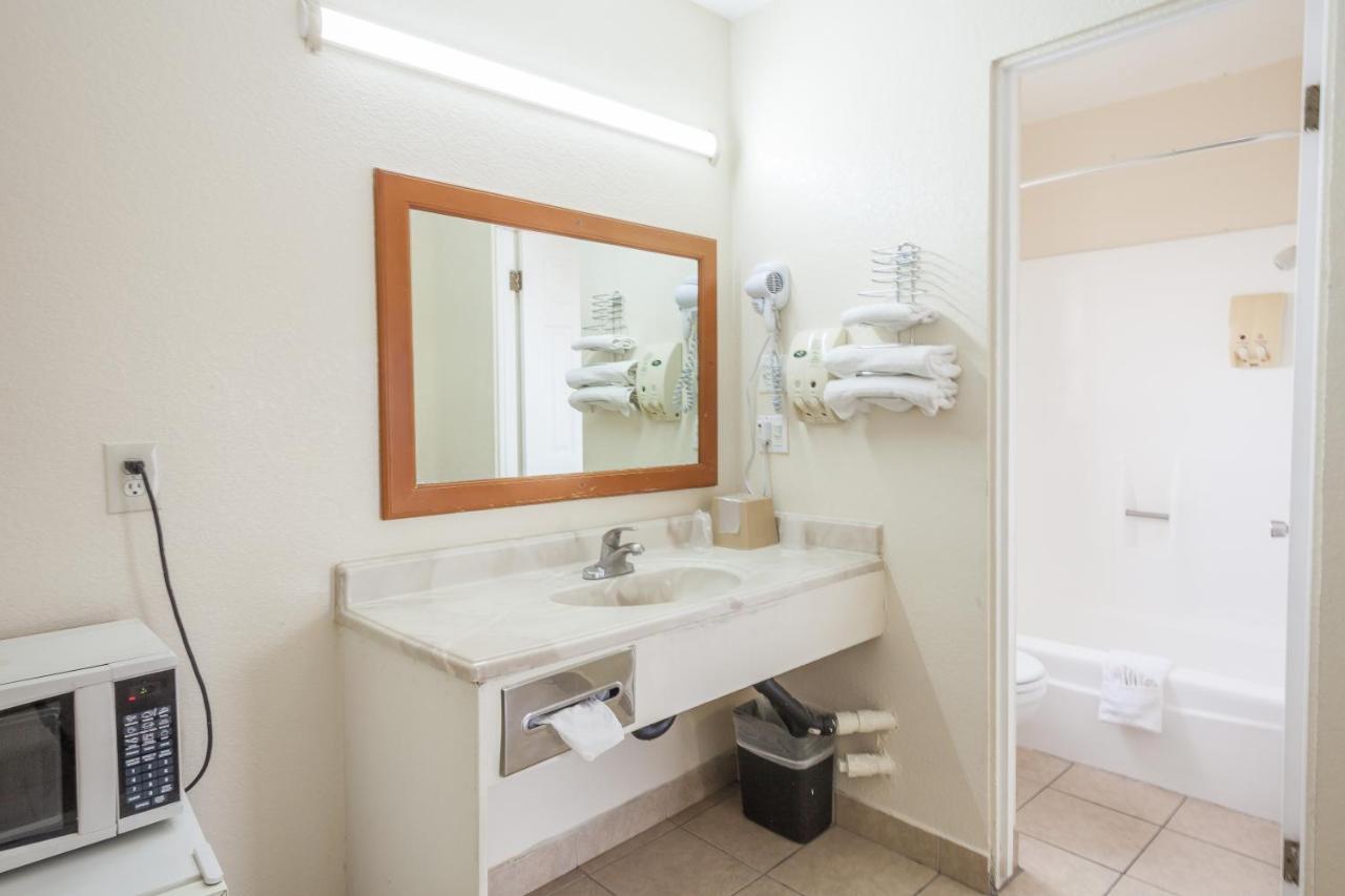 Vagabond Inn Hemet Luaran gambar
